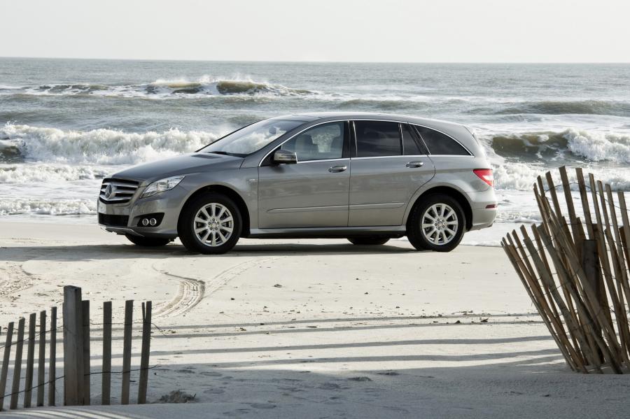  Mercedes-Benz R-Class 2011 года  (фото 92 из 186)